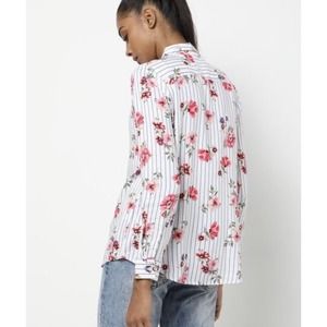 DNMX Floral Print Shirt with Concealed Button Placket